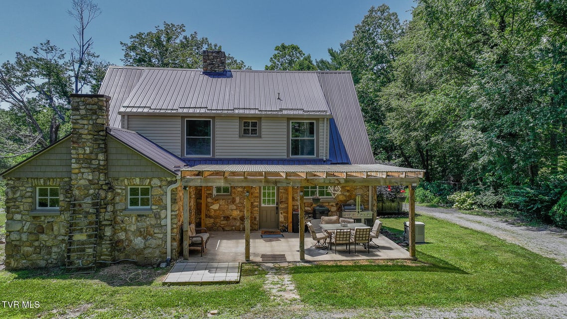 Photo #40: 31232 Hollyfield Road