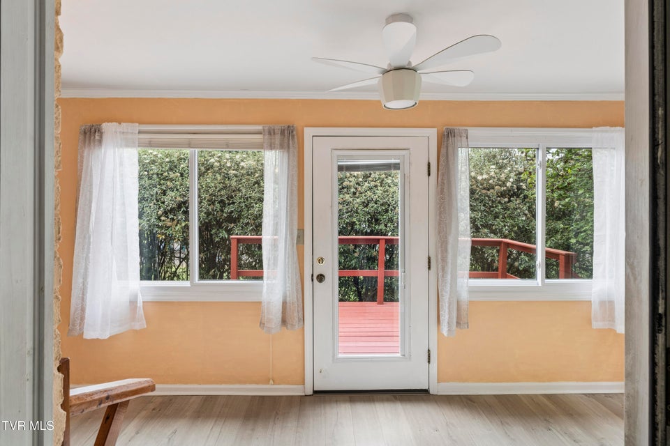 Photo #25: 400 Sunset Drive