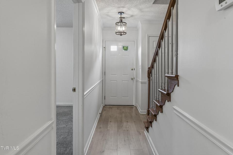 Photo #28: 400 Sunset Drive