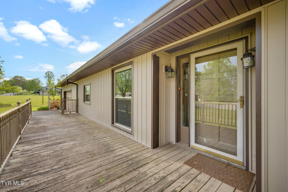 Photo #4: 4709 Edens View Road