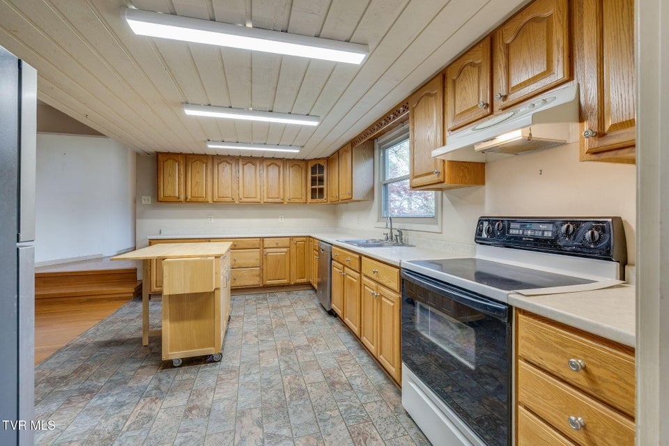 Photo #12: 4709 Edens View Road