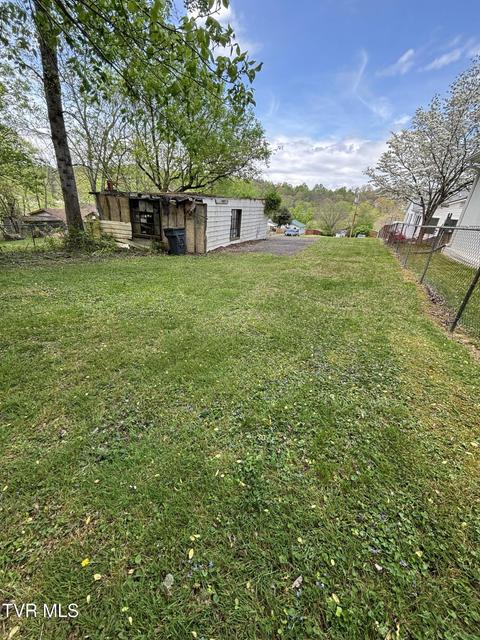 Photo #4: 2806 Anderson Street