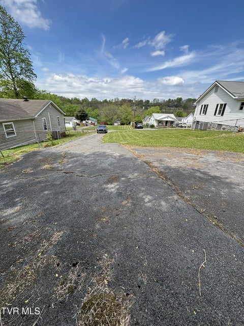 Photo #6: 2806 Anderson Street