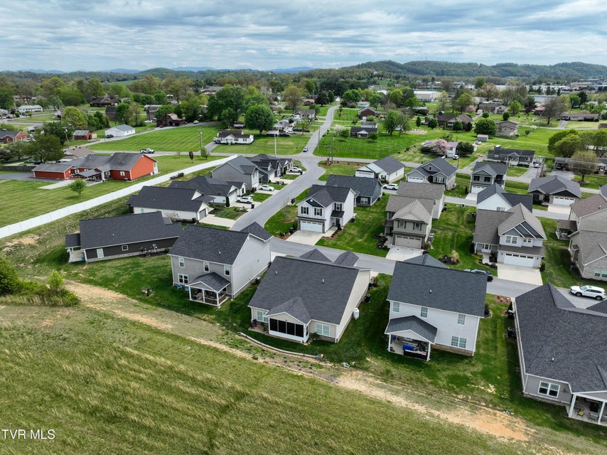 Photo #33: 182 Gunners Way