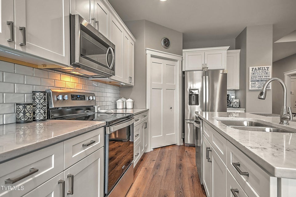 Photo #12: 182 Gunners Way