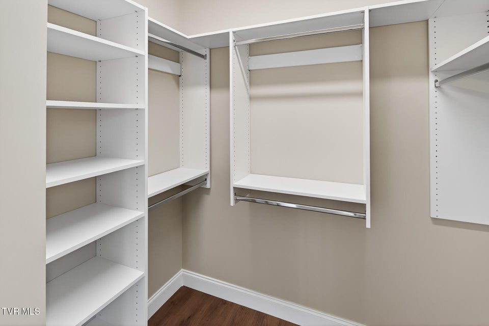 Photo #18: 50 Emperor Lane