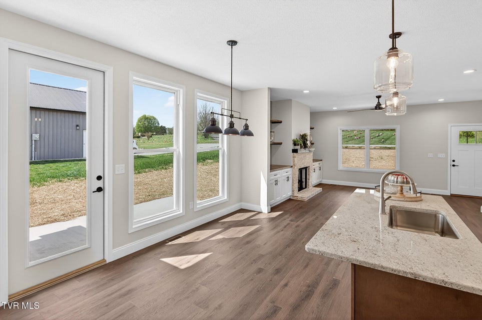 Photo #11: 50 Emperor Lane