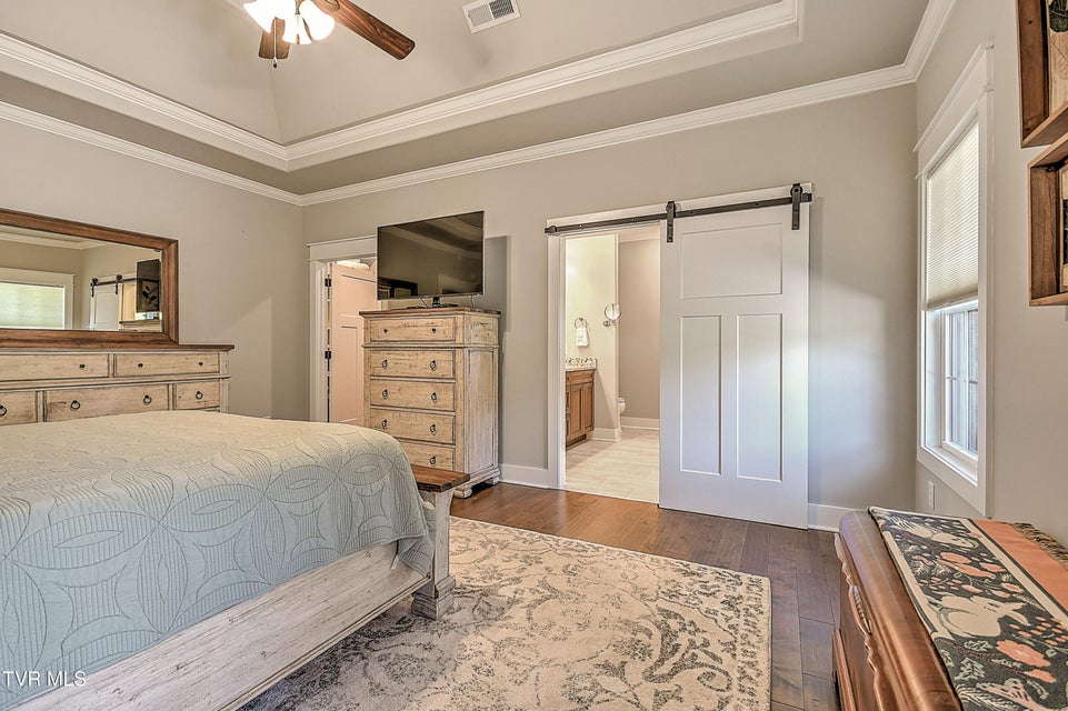 Photo #15: 336 Loafers Glory View