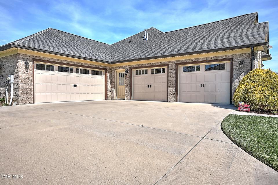 Photo #25: 336 Loafers Glory View