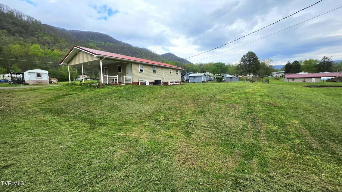 Photo #8: 2704 6th Avenue