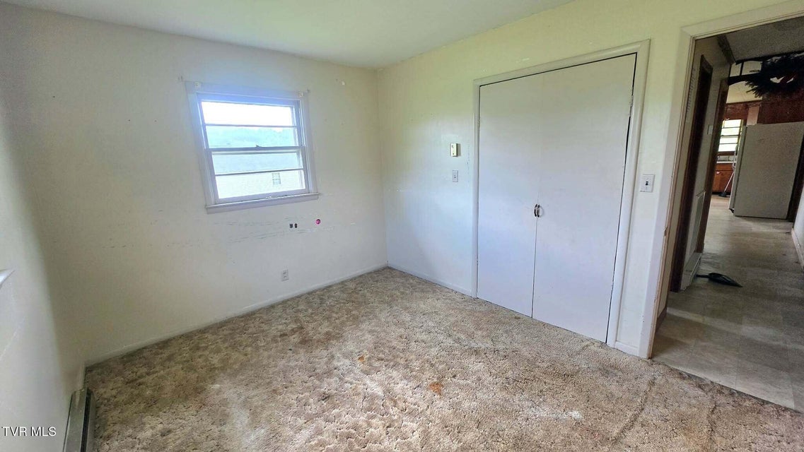 Photo #16: 2704 6th Avenue