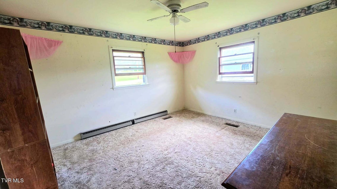 Photo #18: 2704 6th Avenue