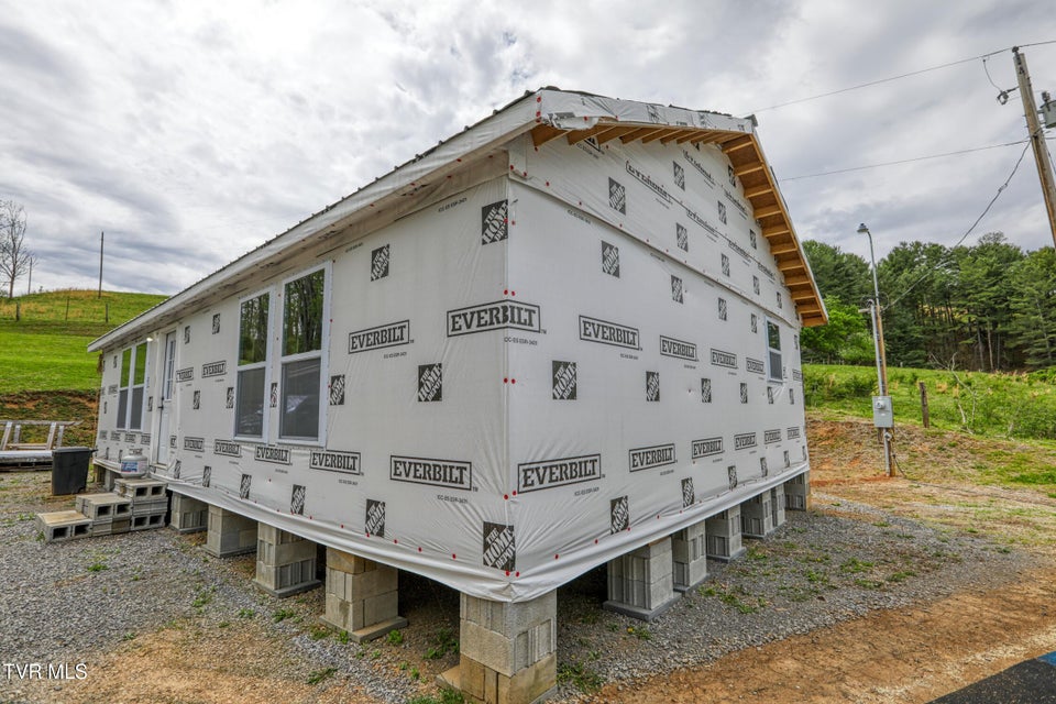 Photo #2: 607 Okolona Road