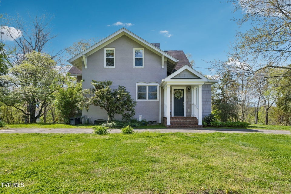 Photo #5: 210 Clifton Heights Road