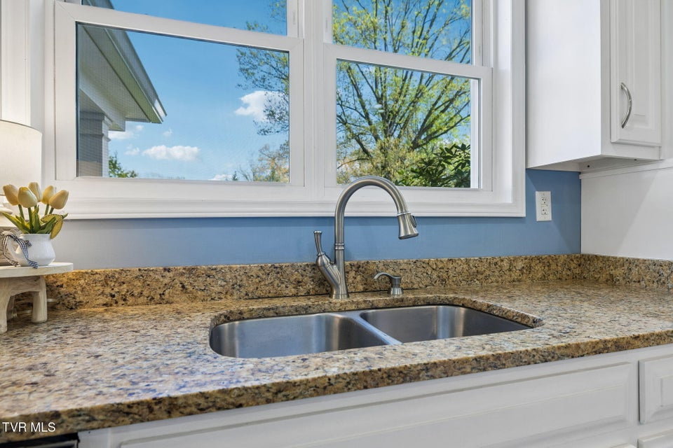 Photo #25: 210 Clifton Heights Road