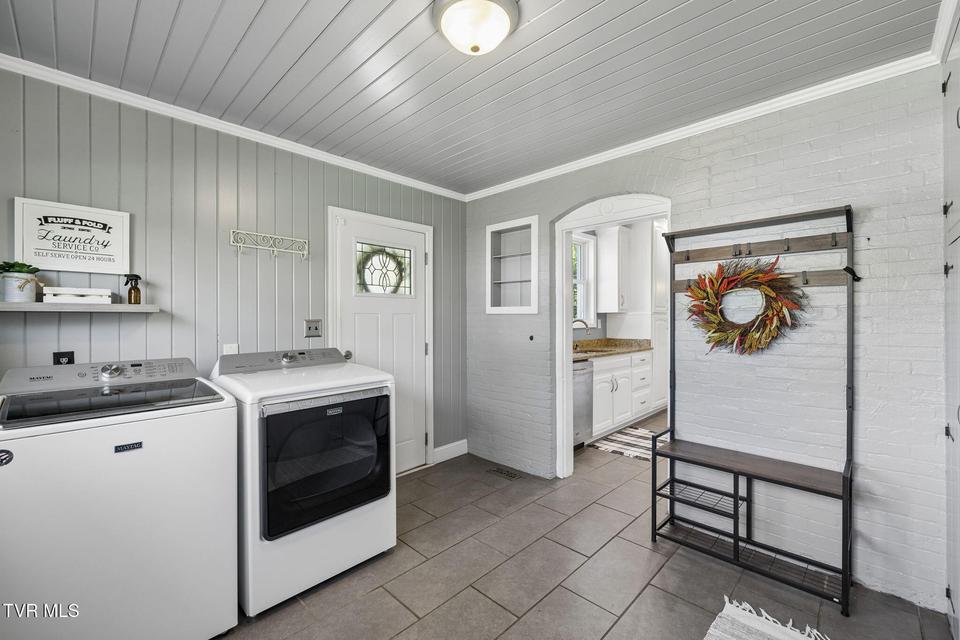 Photo #28: 210 Clifton Heights Road