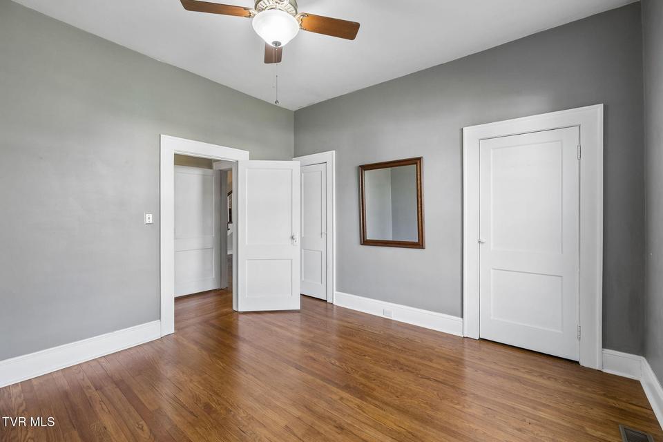 Photo #34: 210 Clifton Heights Road