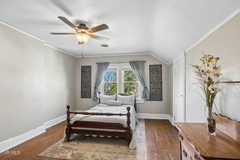 Photo #42: 210 Clifton Heights Road