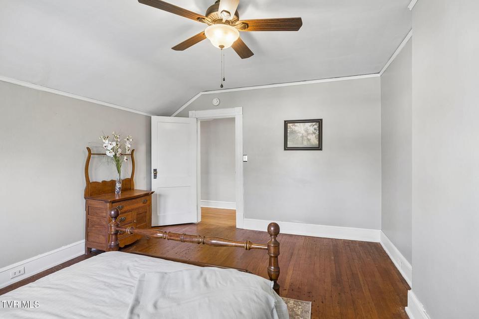 Photo #43: 210 Clifton Heights Road