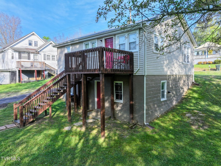 Photo #11: 501 Mckee Street