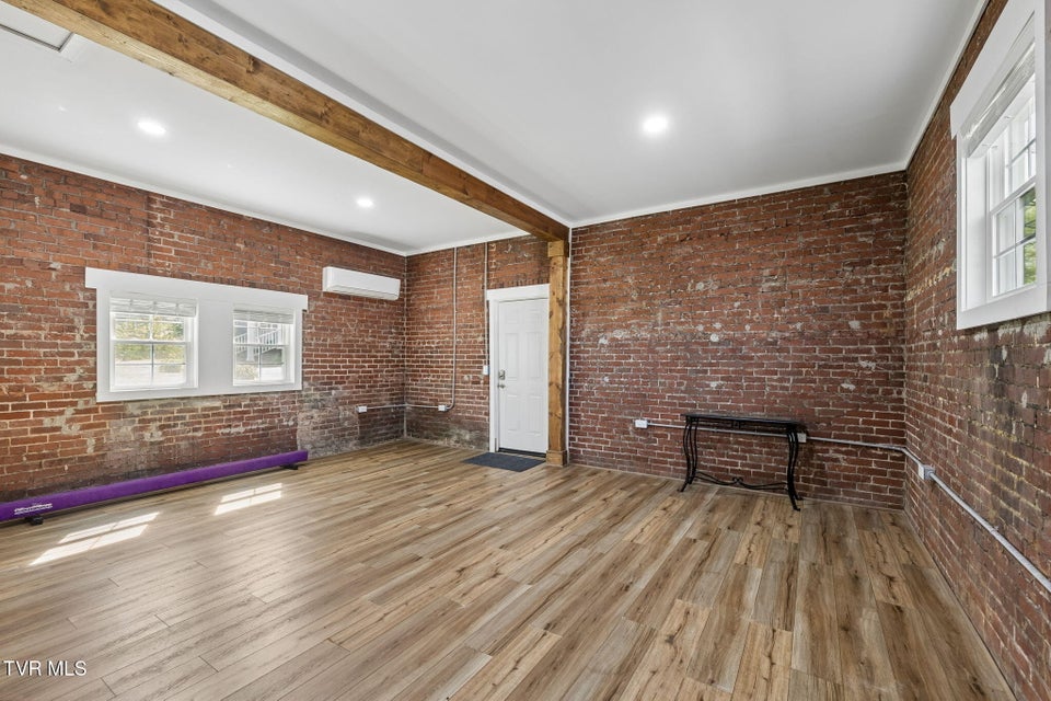 Photo #75: 210 Clifton Heights Road