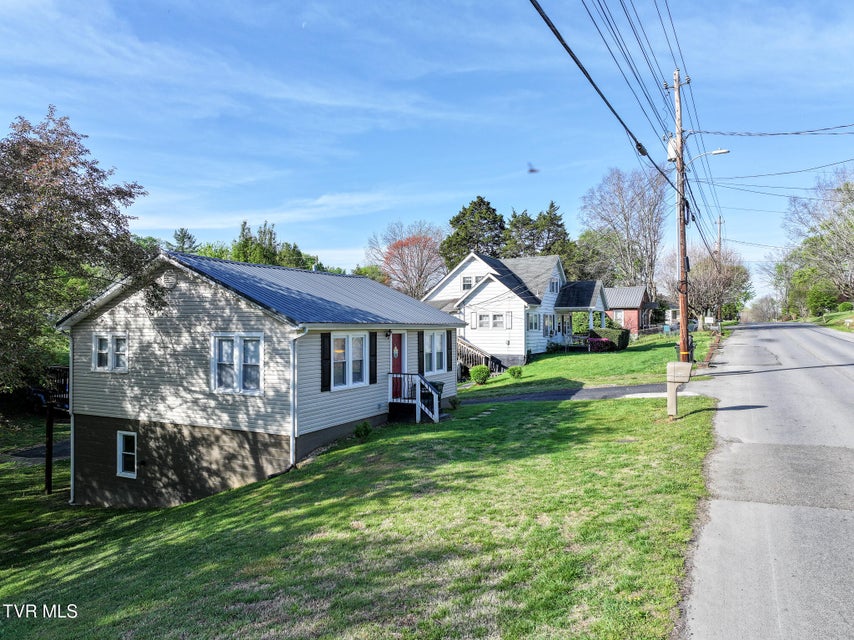 Photo #7: 501 Mckee Street