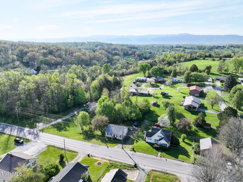 Photo #35: 501 Mckee Street