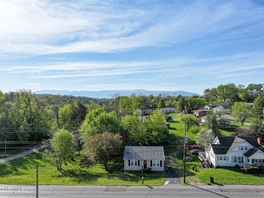 Photo #4: 501 Mckee Street