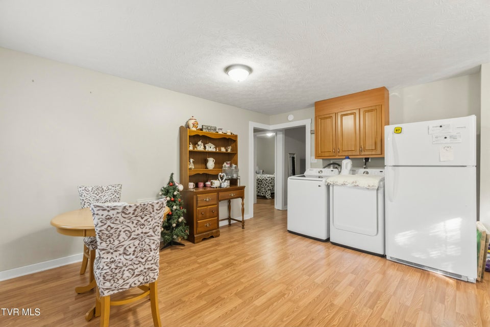 Photo #17: 501 Mckee Street