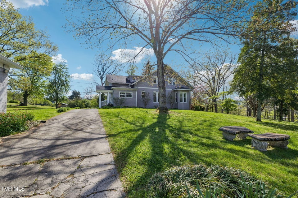 Photo #50: 210 Clifton Heights Road