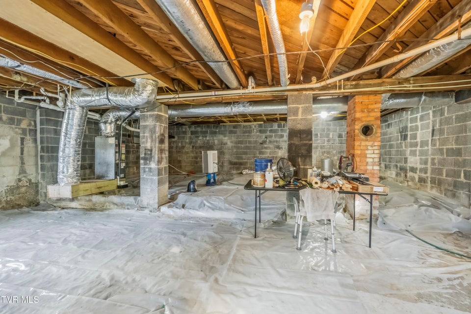 Photo #32: 501 Mckee Street