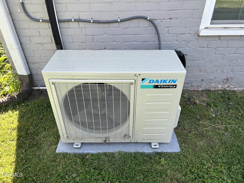 Photo #64: 210 Clifton Heights Road