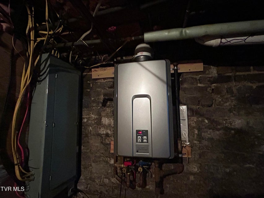 Photo #65: 210 Clifton Heights Road