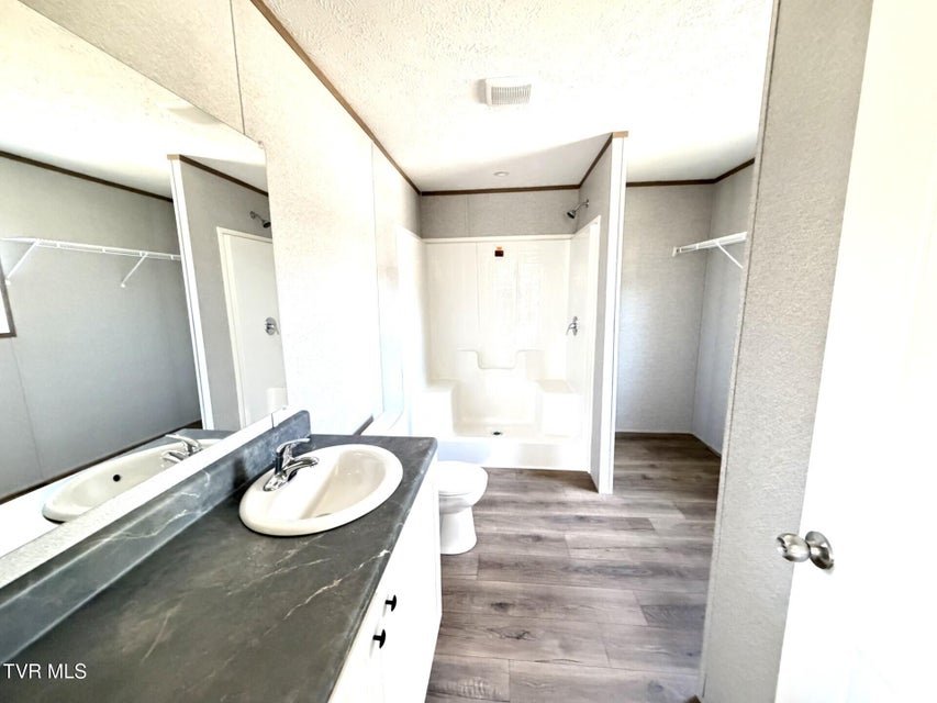 Photo #22: 103 Bell Avenue