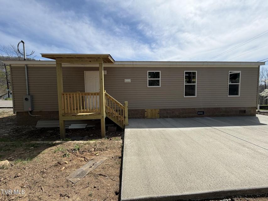 Photo #33: 103 Bell Avenue