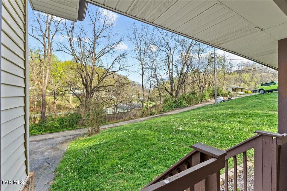 Photo #5: 161 Massey Street