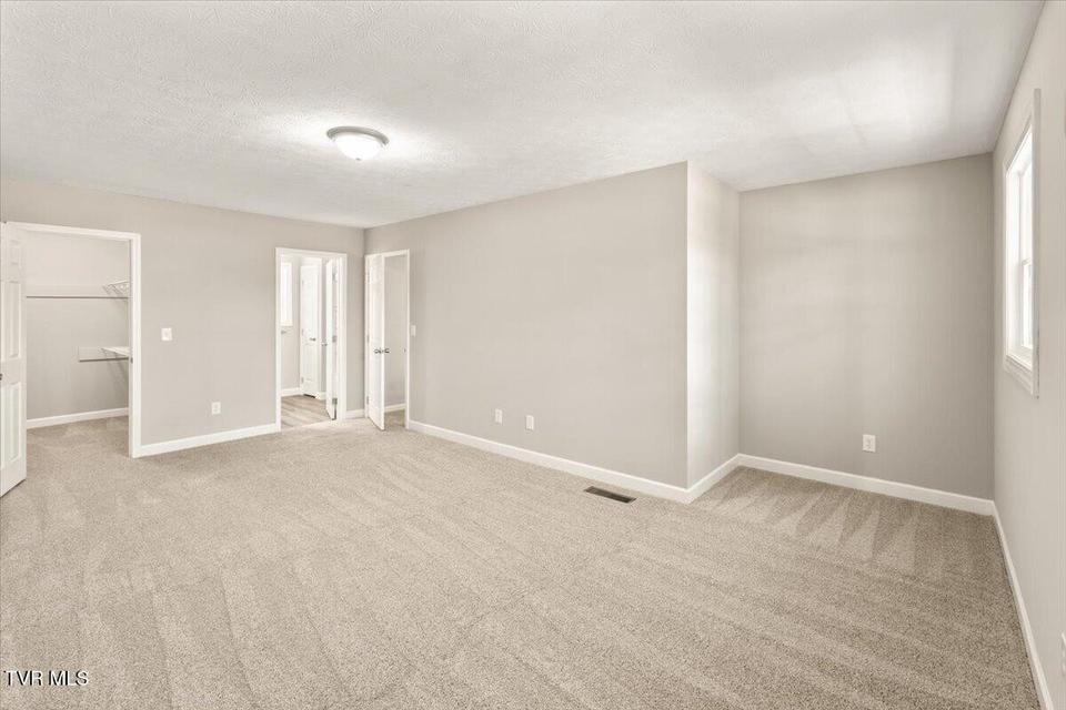 Photo #30: 701 Hemlock Street