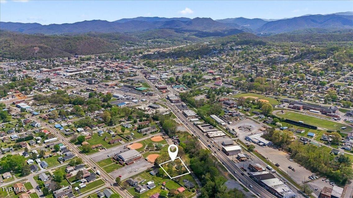 Photo #13: 701 Hemlock Street