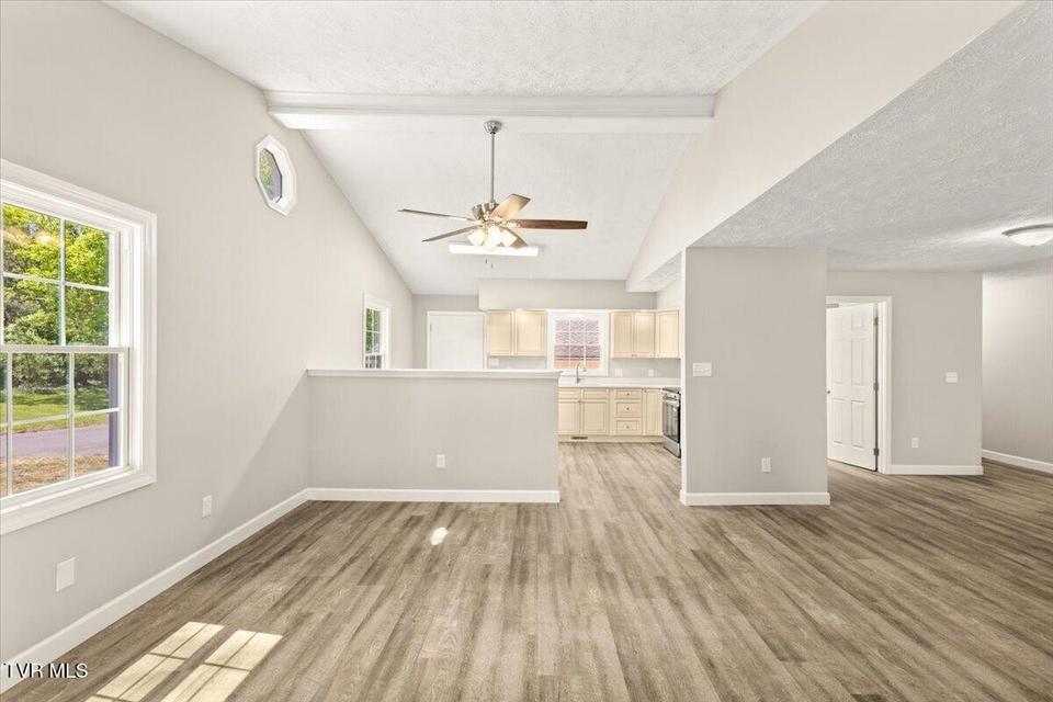 Photo #15: 701 Hemlock Street