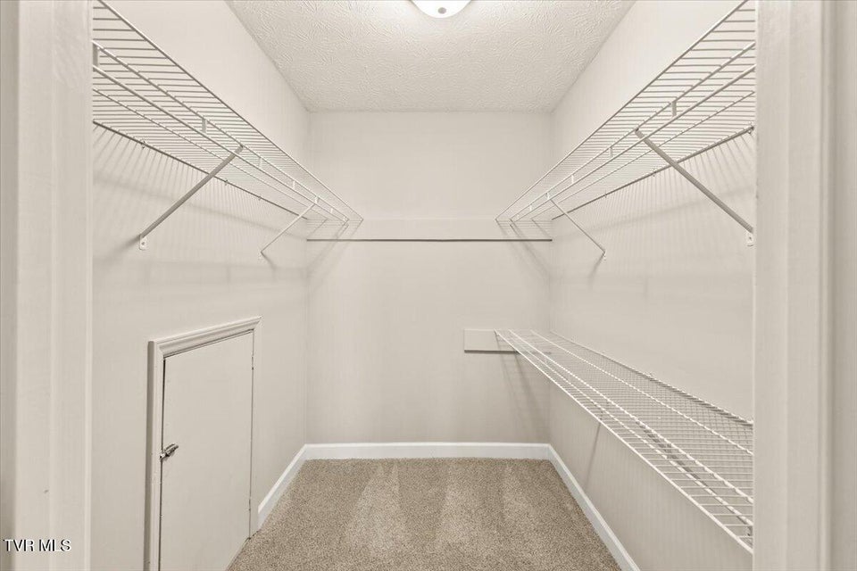 Photo #32: 701 Hemlock Street