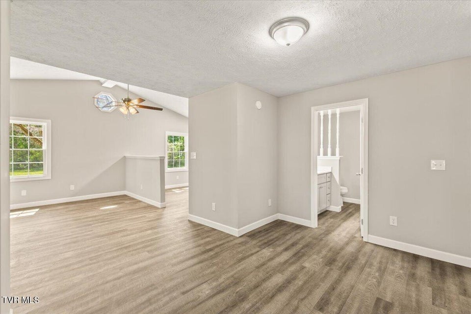 Photo #14: 701 Hemlock Street