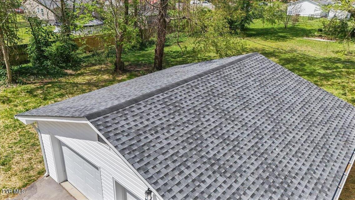 Photo #8: 701 Hemlock Street