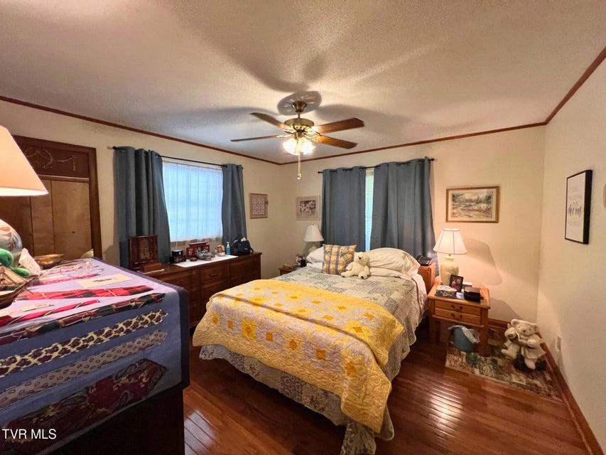 Photo #31: 60 School Street