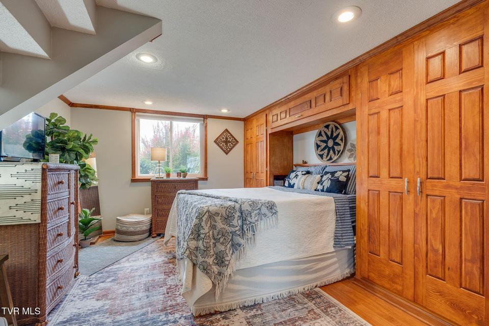 Photo #12: 2217 Swannanoa Avenue