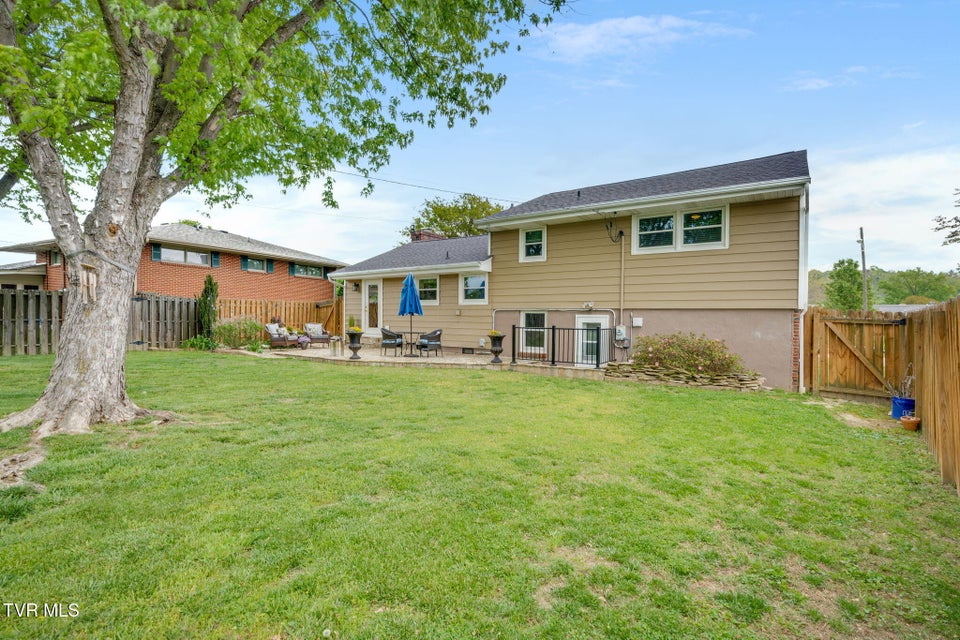 Photo #27: 2217 Swannanoa Avenue