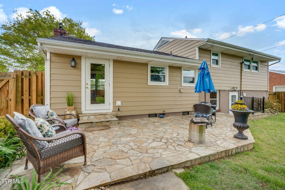 Photo #29: 2217 Swannanoa Avenue