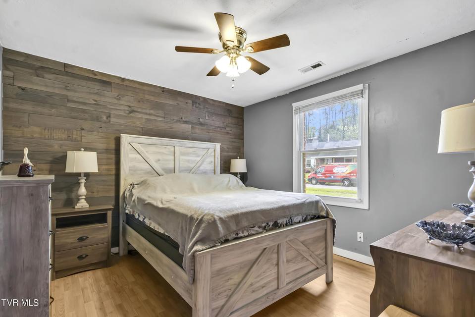 Photo #14: 323 Sequoyah Drive