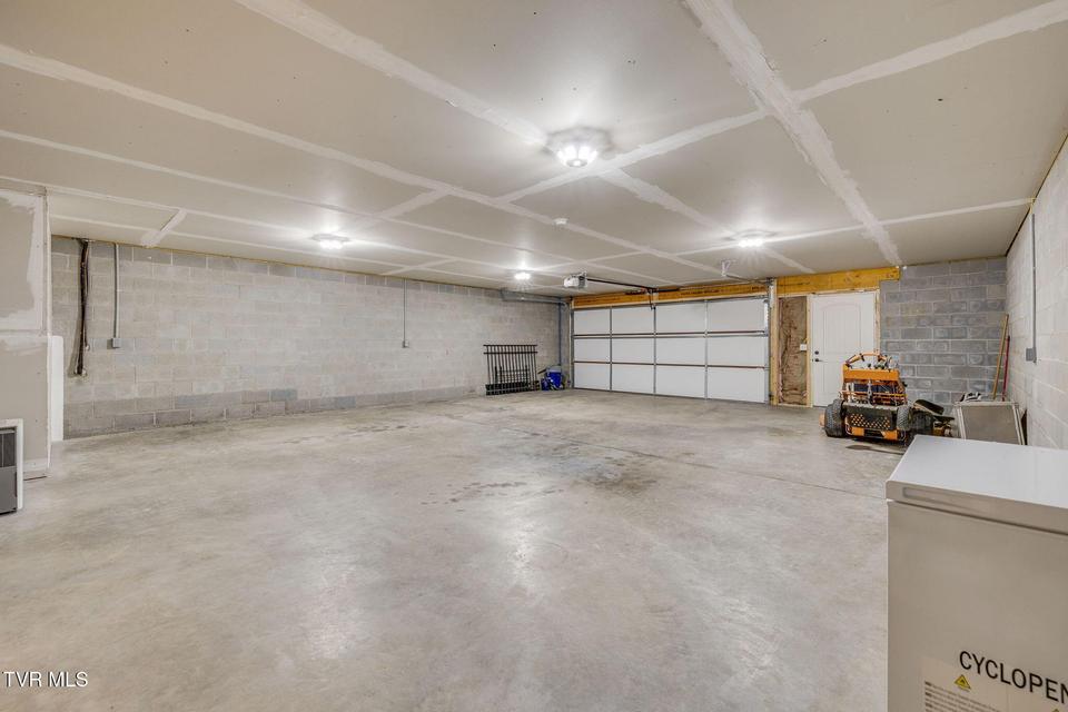 Photo #36: 747 Central Avenue