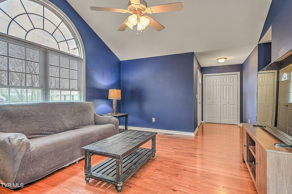 Photo #6: 245 Leonard Street