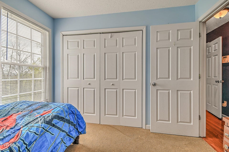 Photo #23: 245 Leonard Street